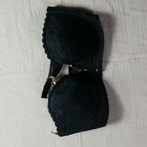 Frederick's of hollywood 36B bra